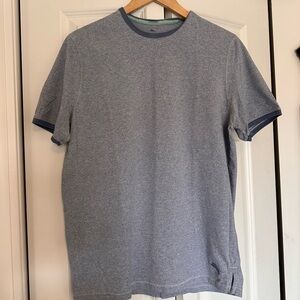 Tommy Bahama t-shirt. Size medium. EUC. Demon-blue color.